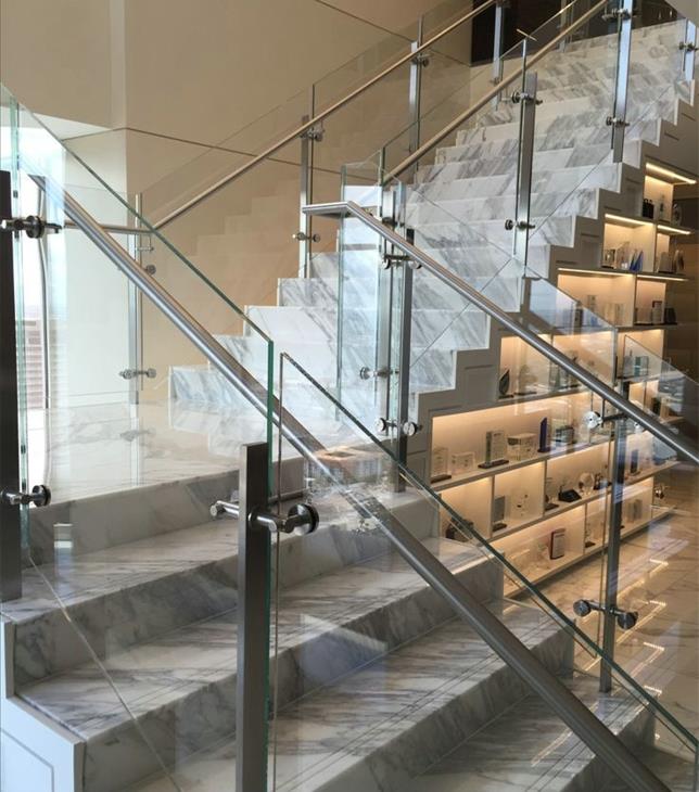Curved Glass Stair Railing 